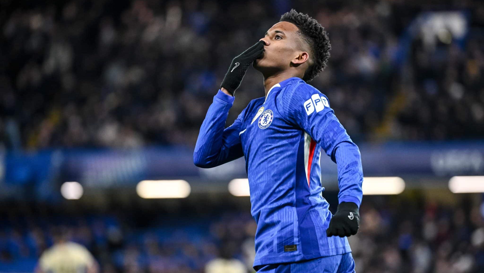 Estêvão teve uma ótima atuação na vitória do Chelsea sobre o Barcelona